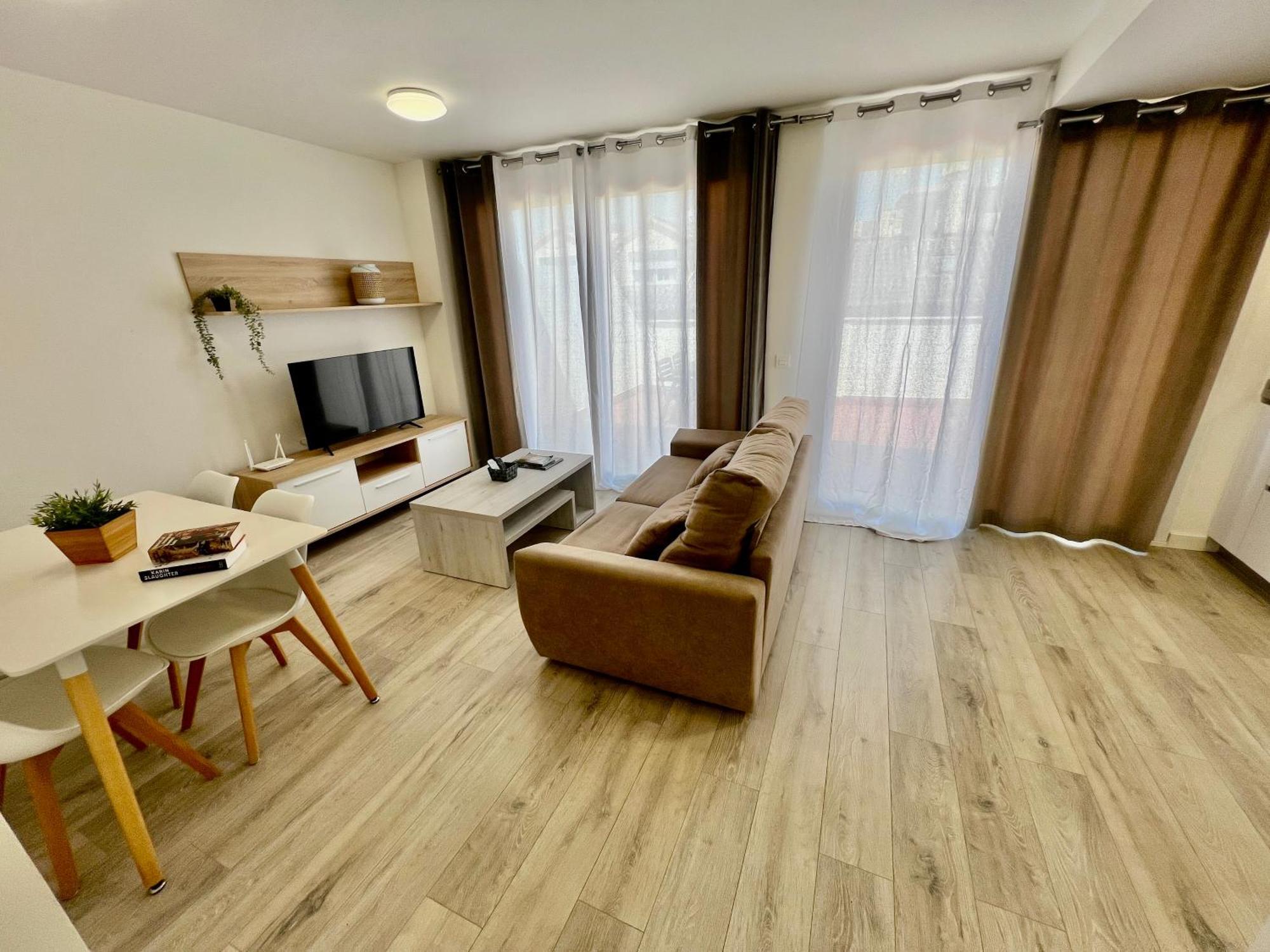 Apartamentos Rincon Del Mar Torre Del Mar Dış mekan fotoğraf