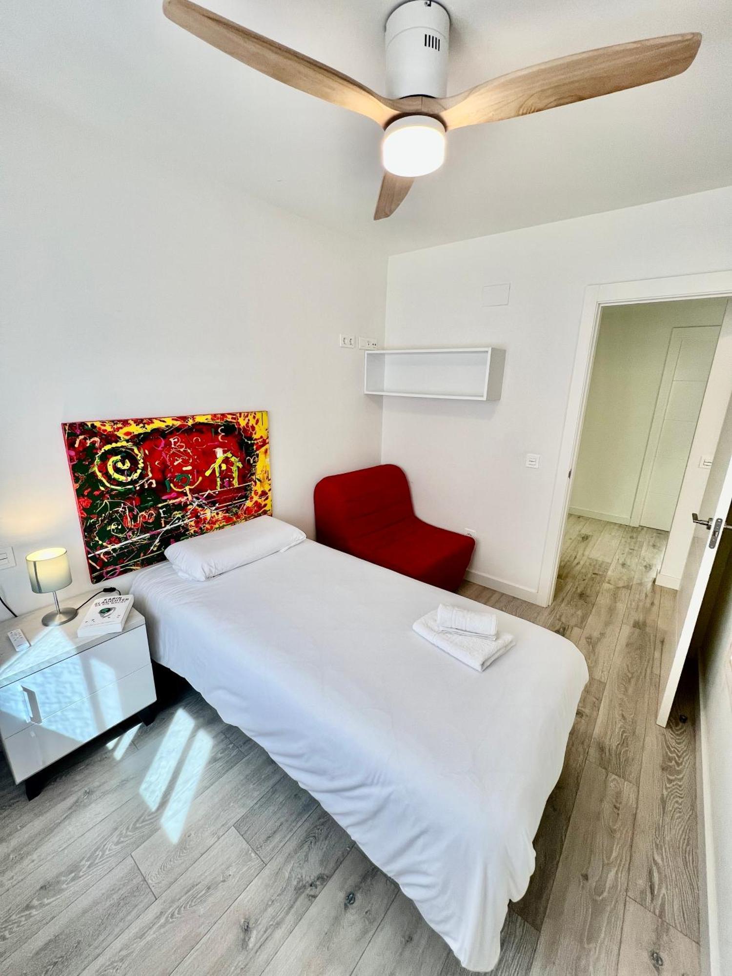 Apartamentos Rincon Del Mar Torre Del Mar Dış mekan fotoğraf