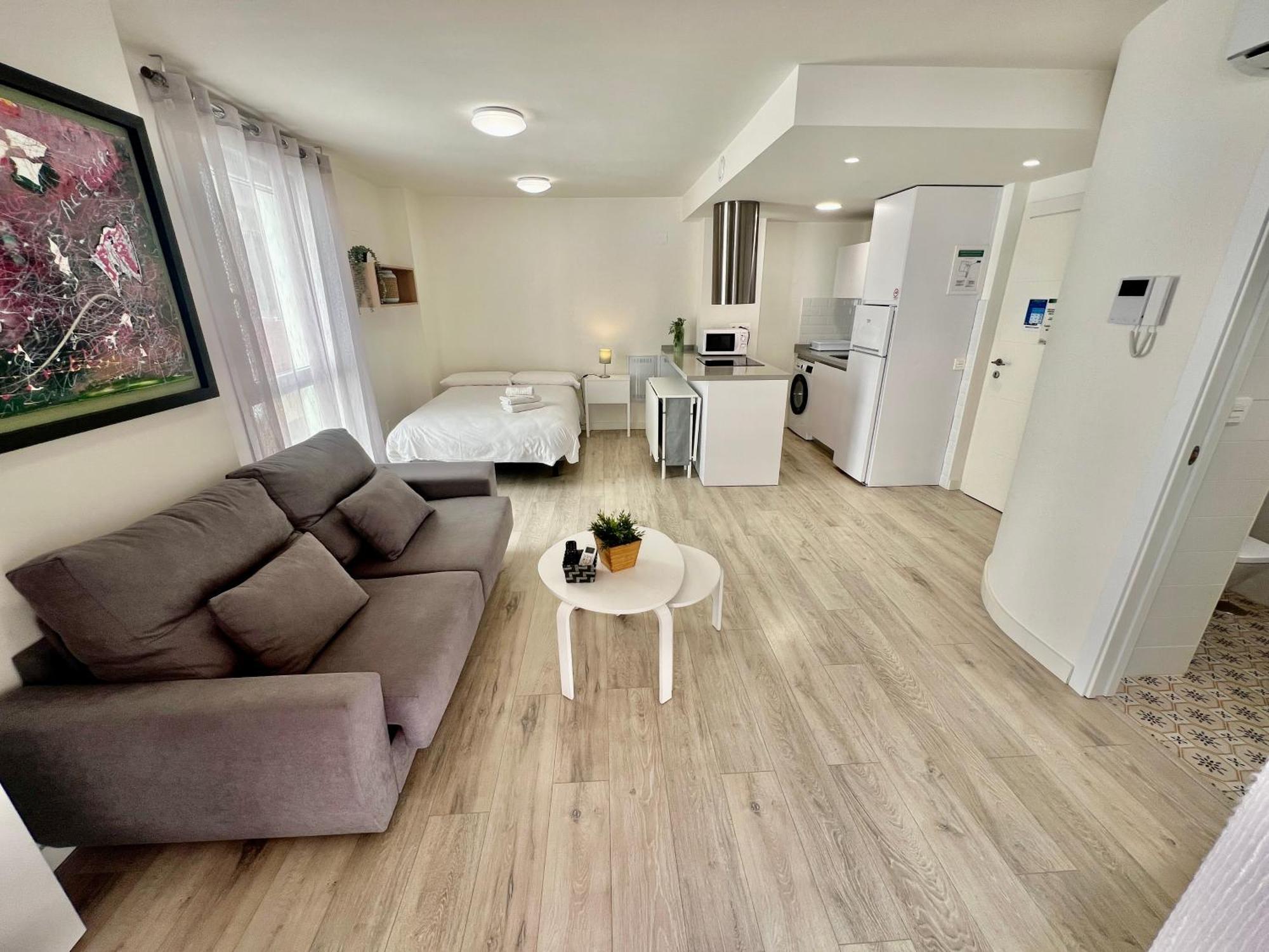 Apartamentos Rincon Del Mar Torre Del Mar Dış mekan fotoğraf