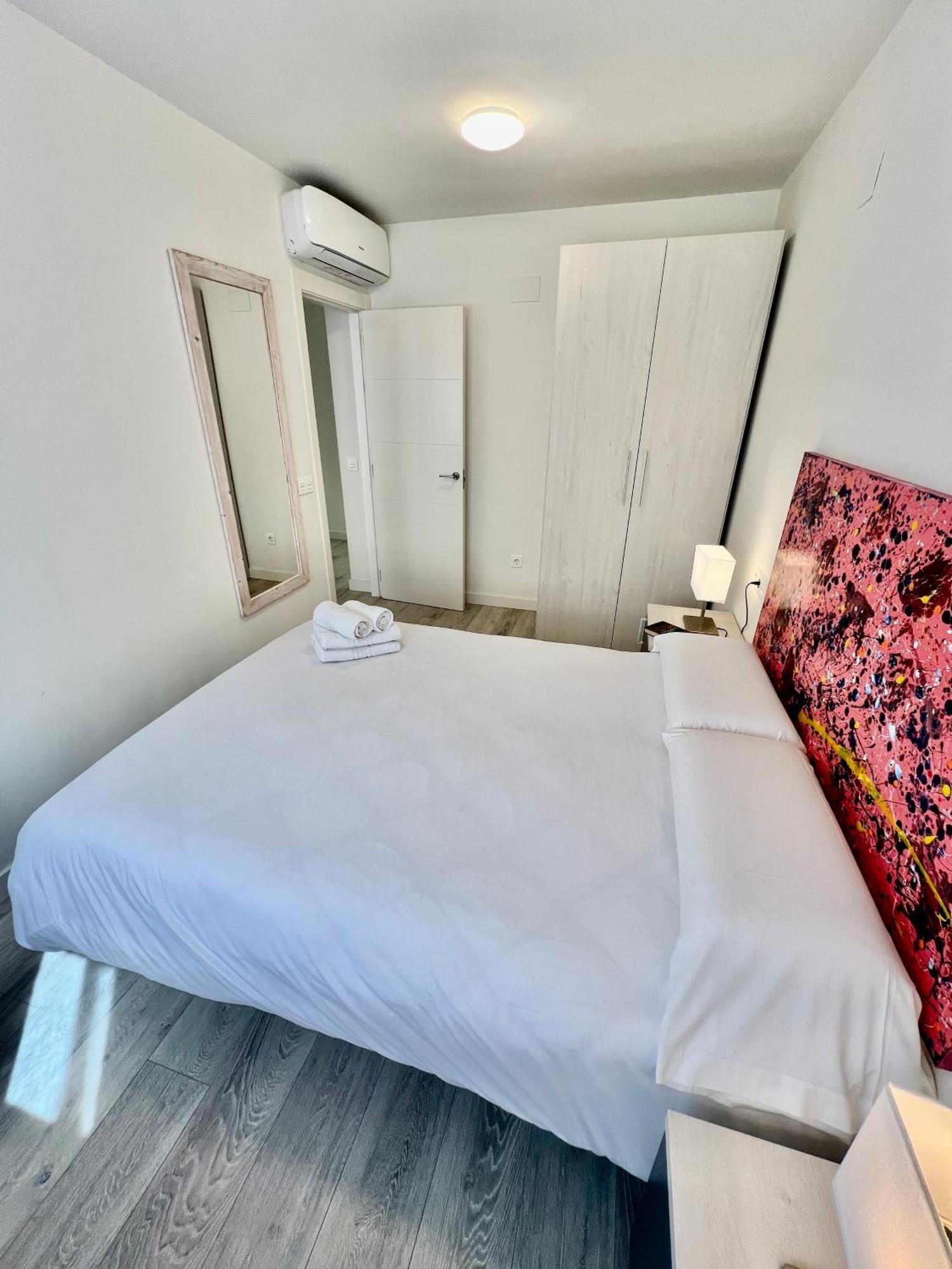 Apartamentos Rincon Del Mar Torre Del Mar Dış mekan fotoğraf