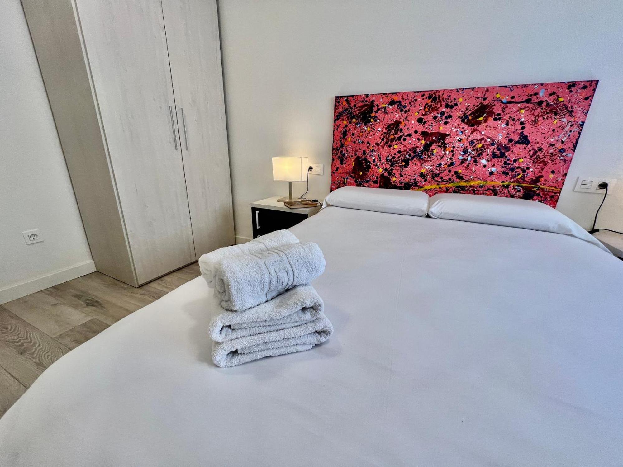 Apartamentos Rincon Del Mar Torre Del Mar Dış mekan fotoğraf