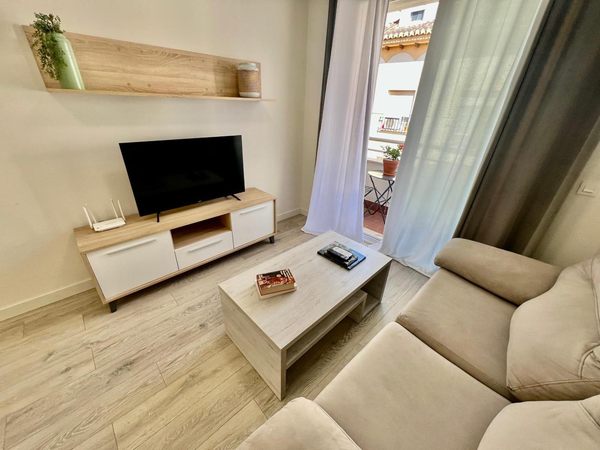 Apartamentos Rincon Del Mar Torre Del Mar Dış mekan fotoğraf