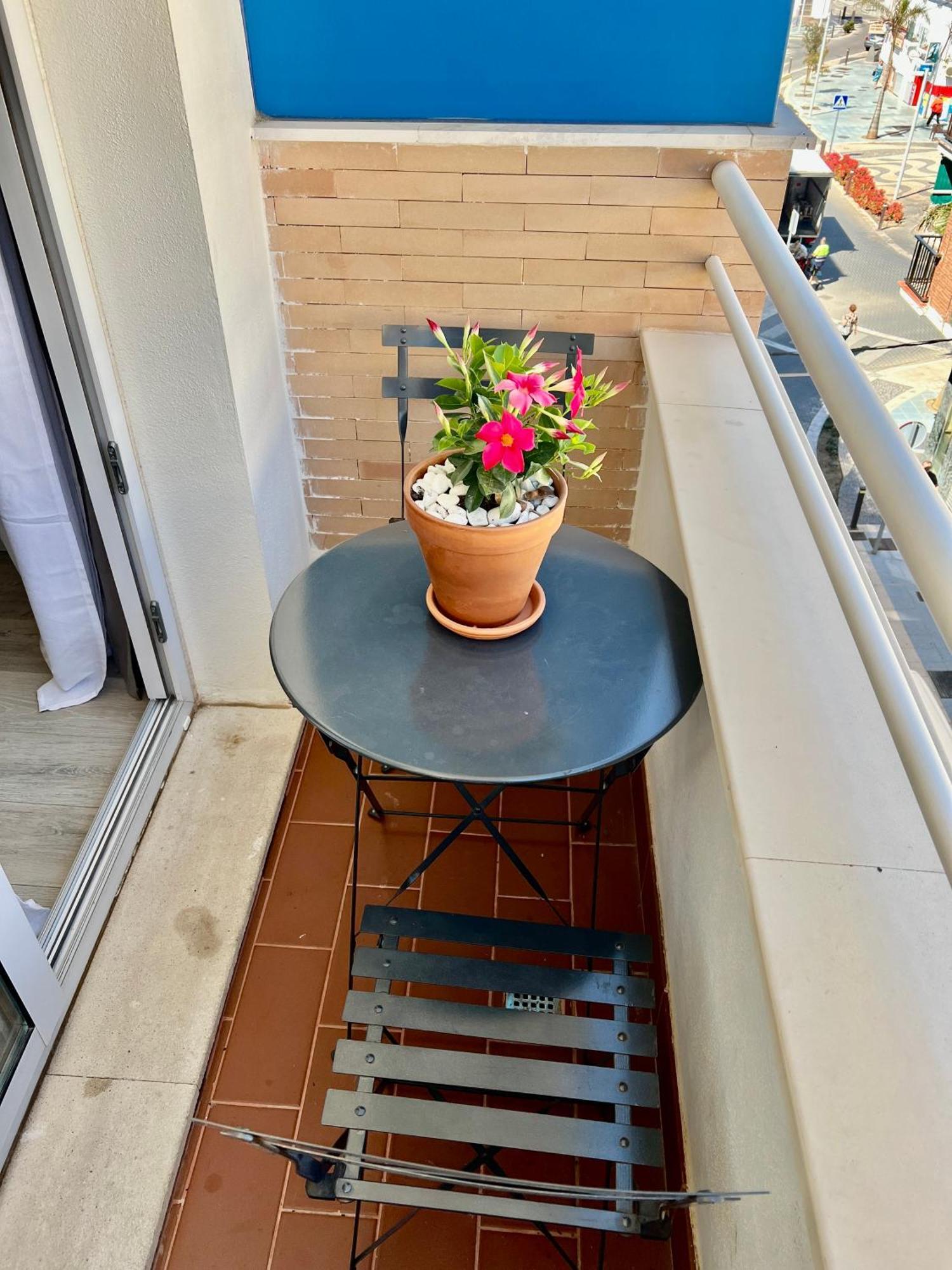 Apartamentos Rincon Del Mar Torre Del Mar Dış mekan fotoğraf