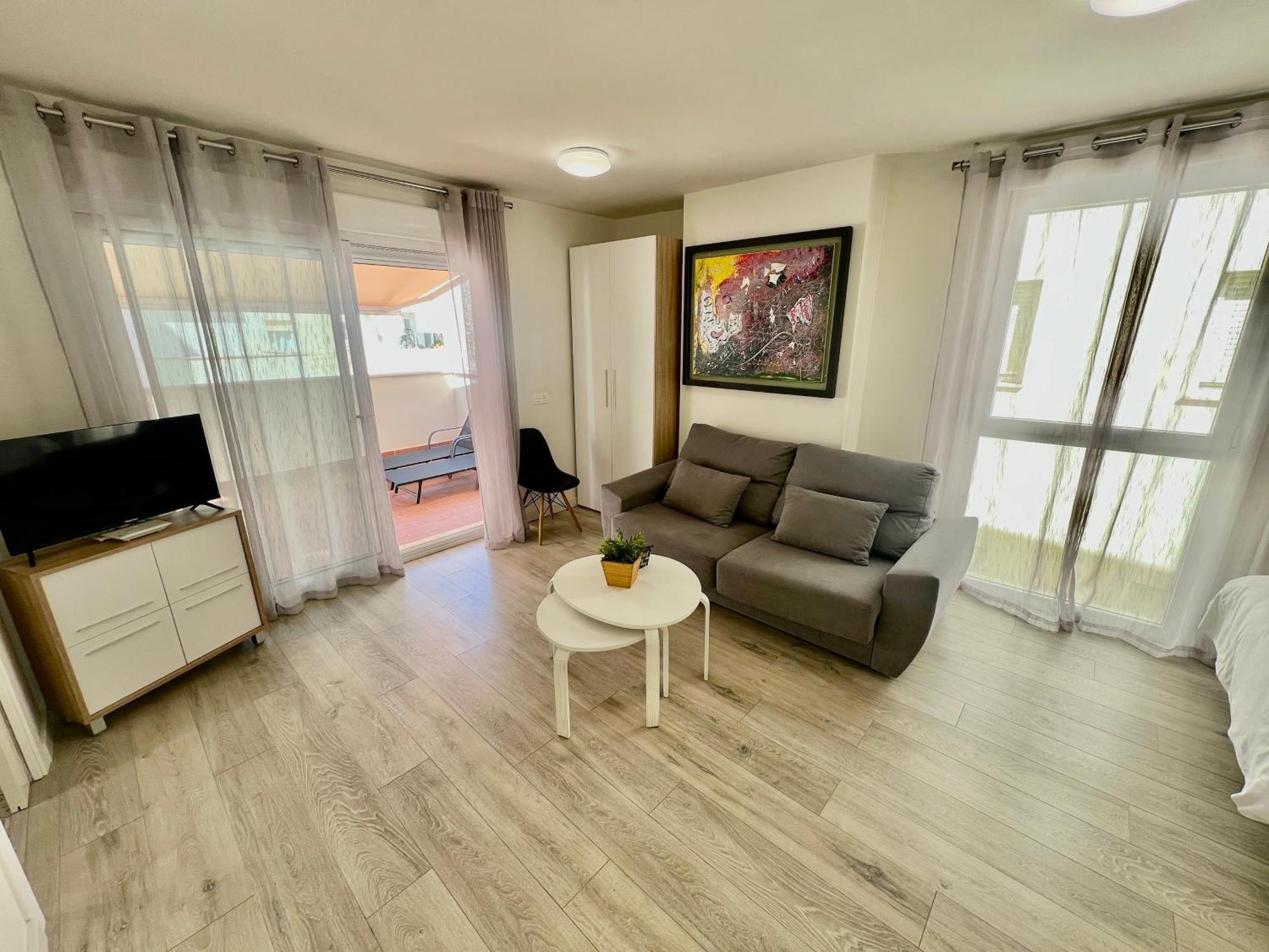 Apartamentos Rincon Del Mar Torre Del Mar Dış mekan fotoğraf